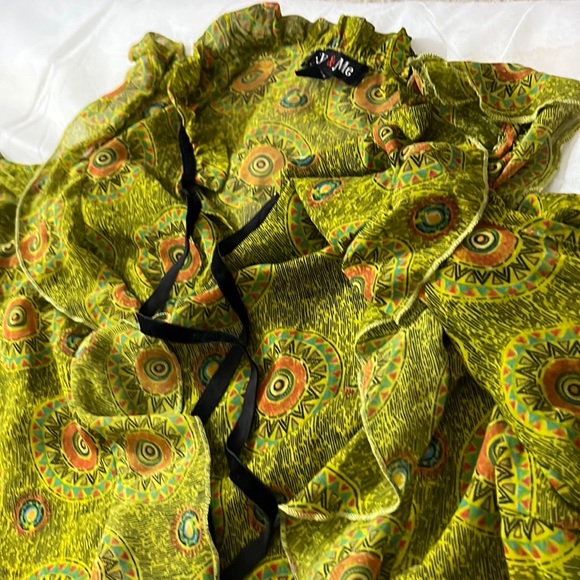 Iky & Me Flowy Mandala Cold Shoulder Ruffle Tie Up Top - Picture 2 of 16